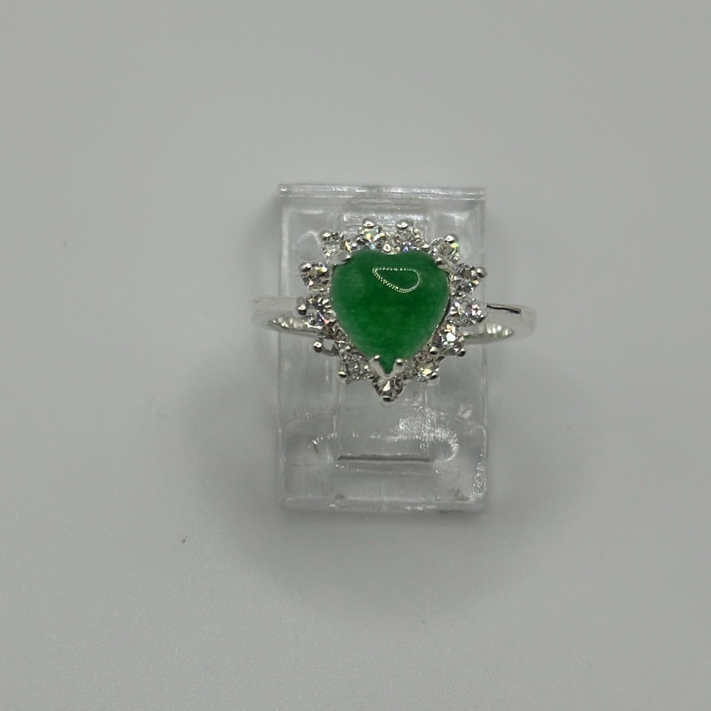 Elegant 925 silver ring